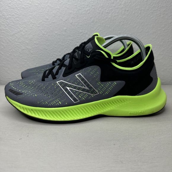 New Balance Dynasoft Pesu Running Shoes - Picture 3 of 9